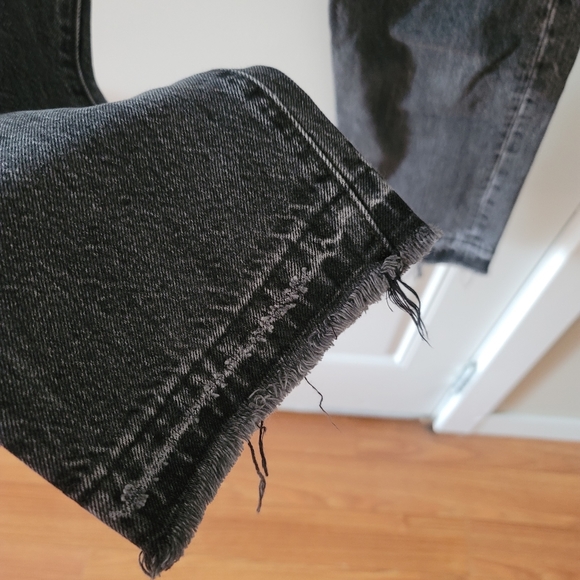Vintage Levi’s Black Mom Ankle Jeans - Size 10 - Picture 5 of 8